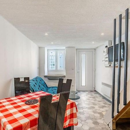 Maison Atypique Dans Circulade Bram Exteriér fotografie