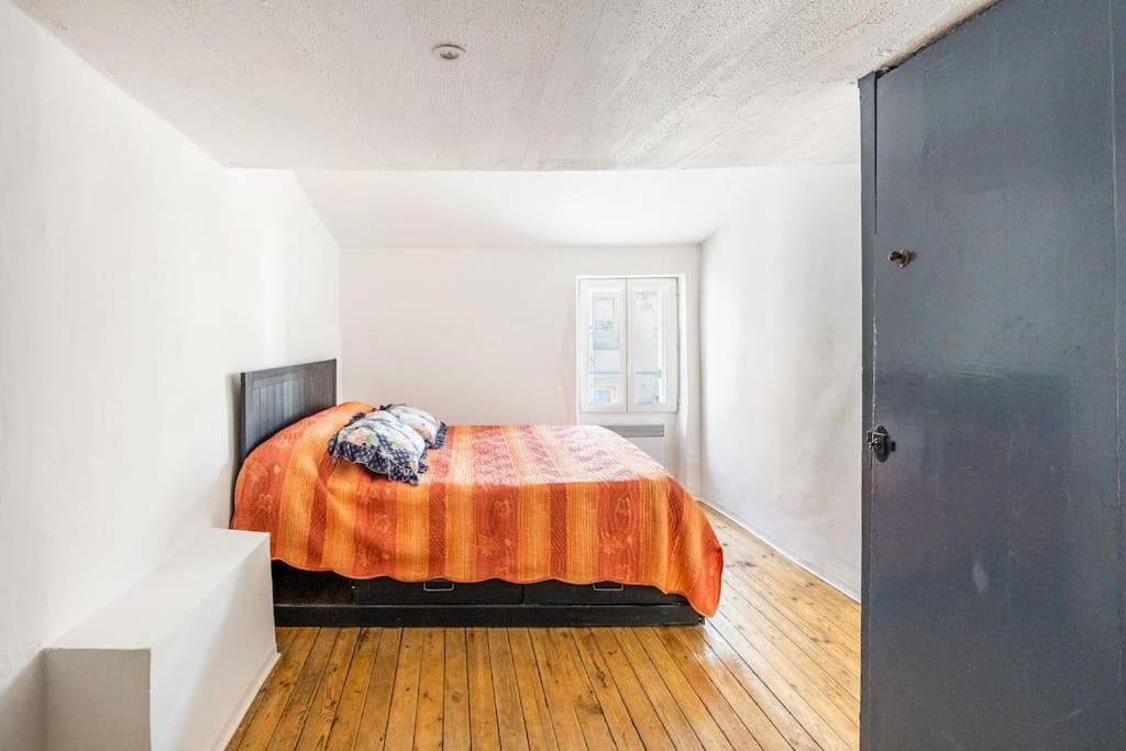Maison Atypique Dans Circulade Bram Exteriér fotografie